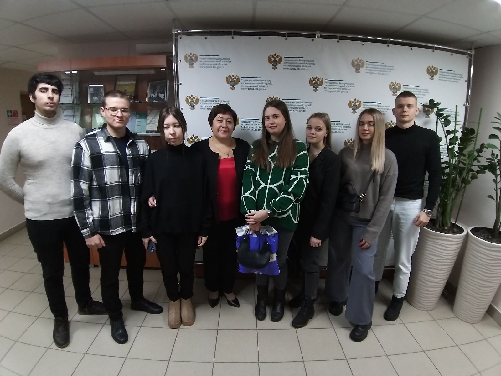 Профориентация в ПГУ: студенты продолжают посещать крупные компании и предприятия региона