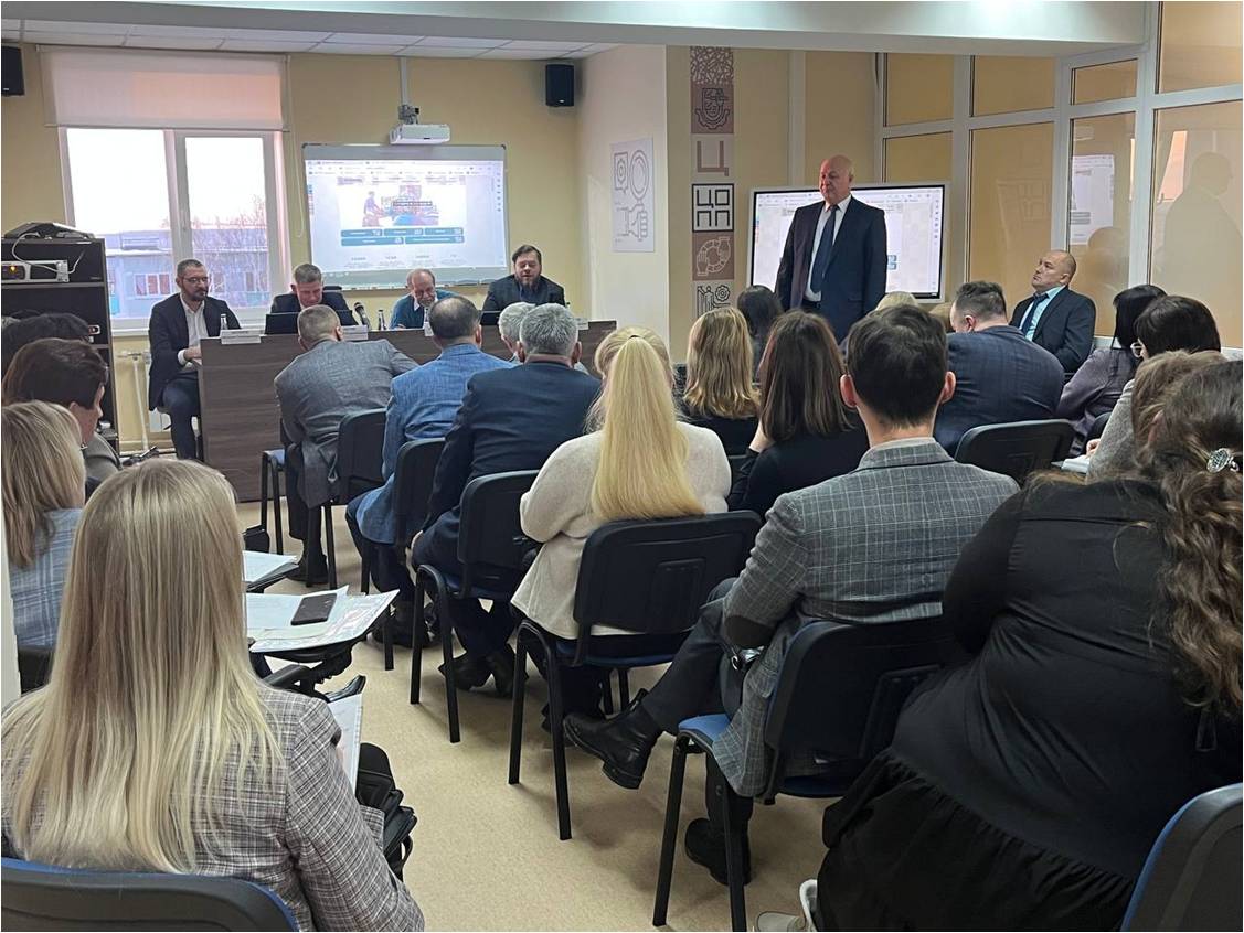 Представители ПГУ — участники совещания по вопросам подготовки кадров для оборонно-промышленного комплекса Пензы