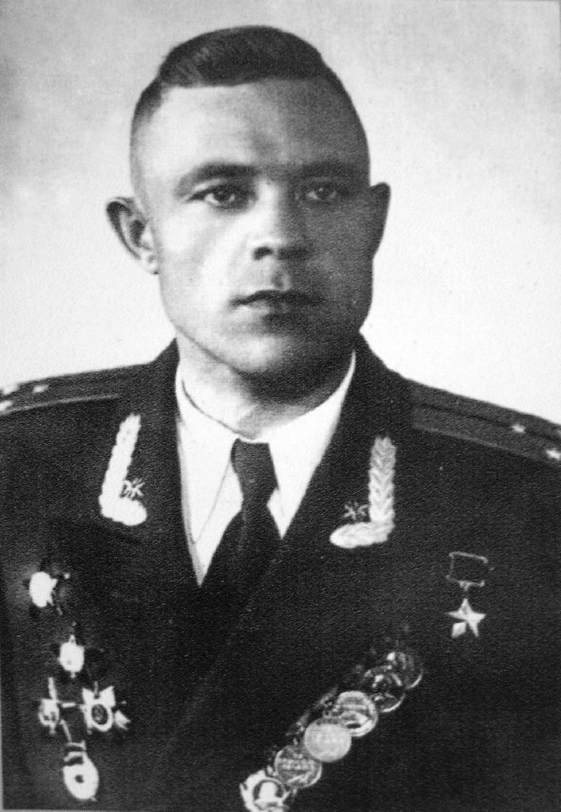 21 января — 100 лет со дня рождения Героя Советского Союза Виктора Шишкова