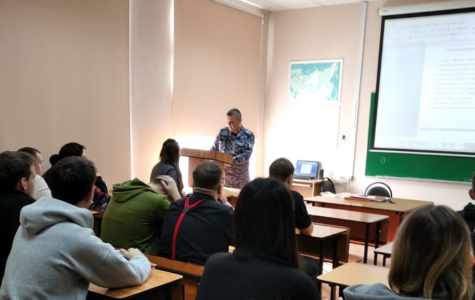 Студенты Юридического института ПГУ встретились с профильными работодателями