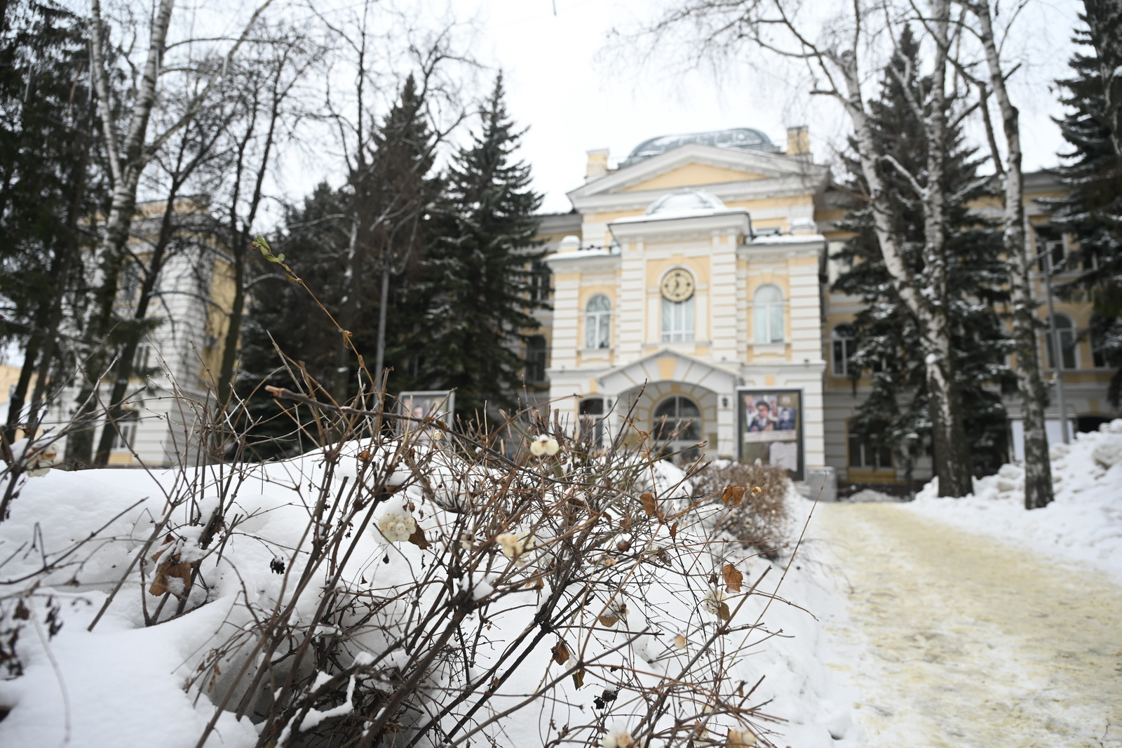 ПГУ и Фармацевтическая Академия Индии Holy Grace обсудили сотрудничество в области фармации