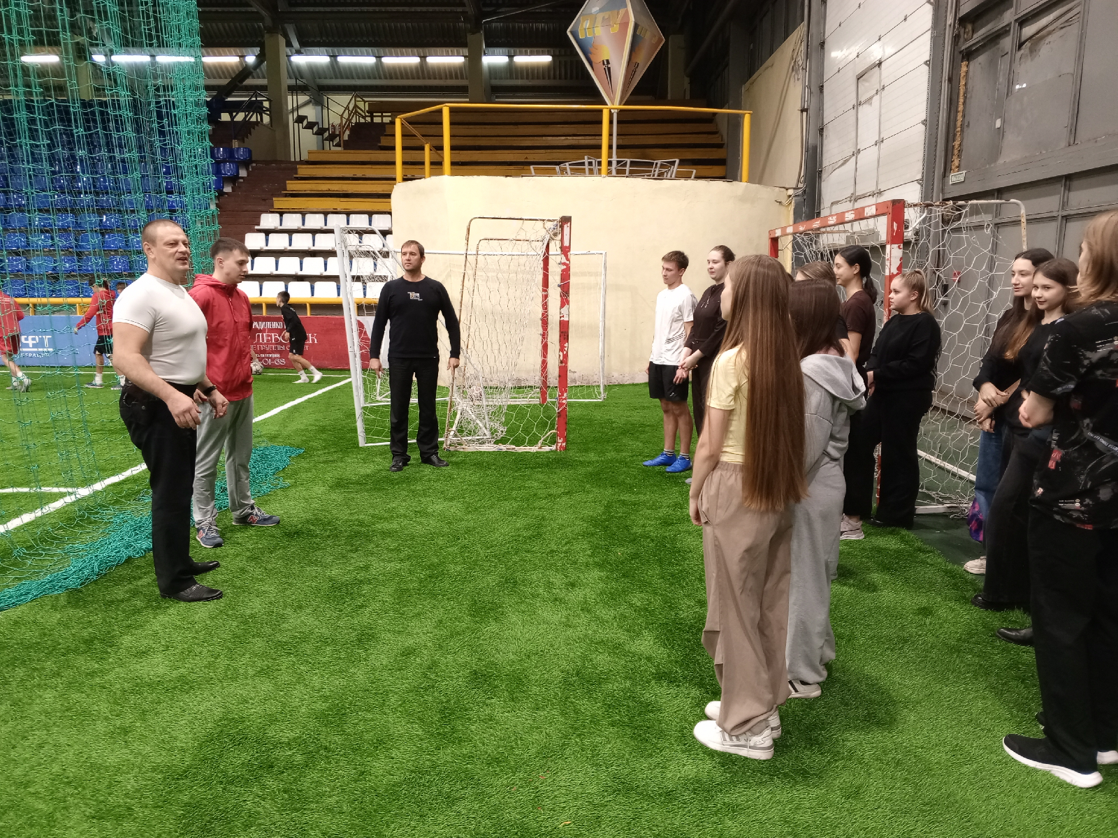 Плановое обучение молодых бойцов отряда содействия полиции «Тигр» прошло на стадионе «Темп»